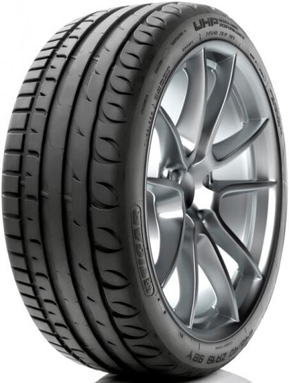 Шина Tigar Ultra High Performance 225/40R19 93Y