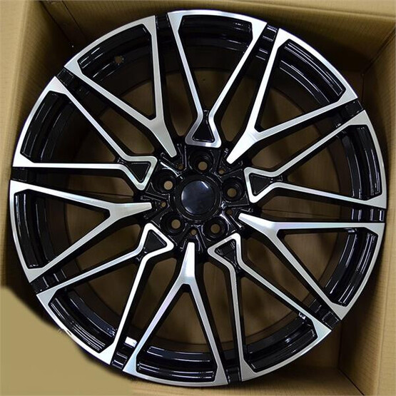 Диск Replica Dws Bm-5063 22x10 5x120 ET40 DIA74.10 GBM