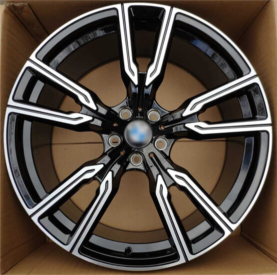 Диск Replica Dws Bm-5552 22x9.50 5x112 ET37 DIA66.60 MB